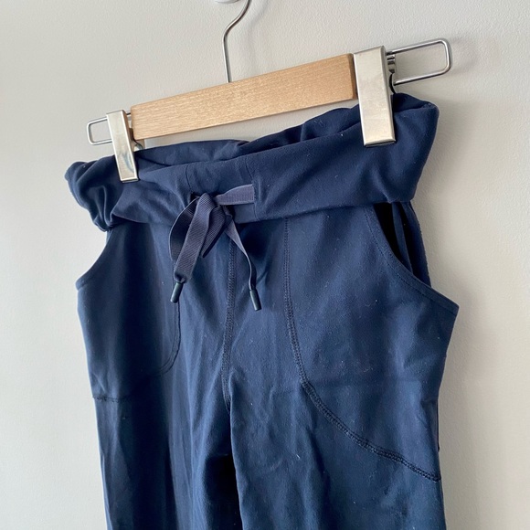 Lululemon Drawstring Leggings - Picture 2 of 3